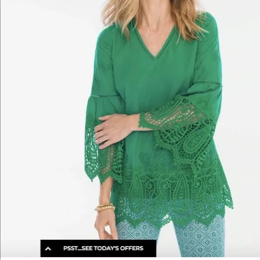 CHICO lace novelty top vivid green